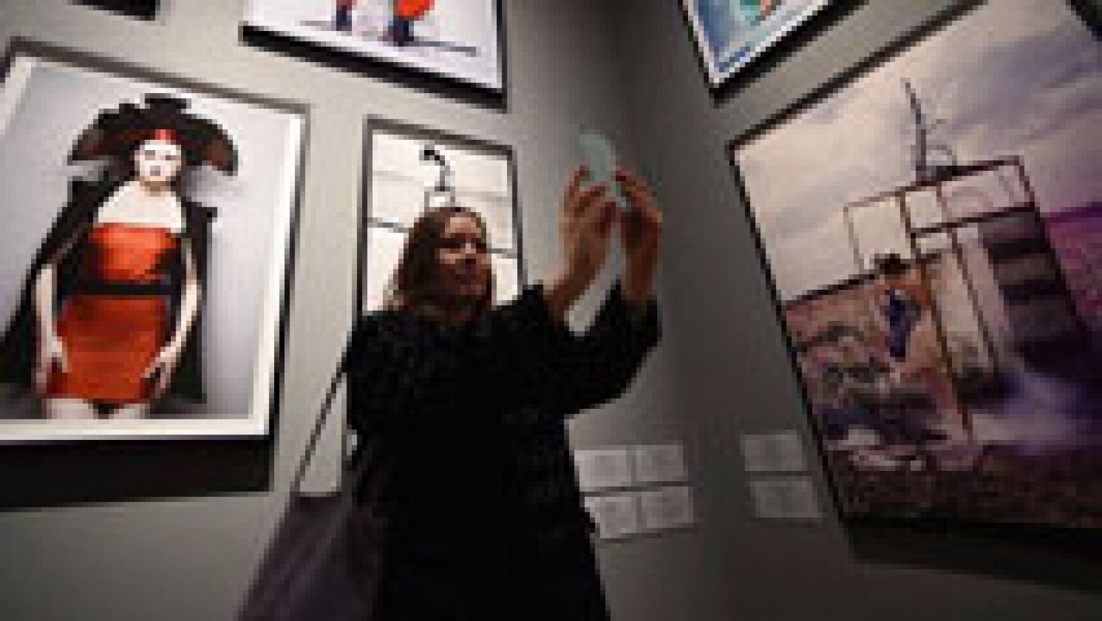 La edición británica de Vogue cumple un siglo con una exposición en Londres