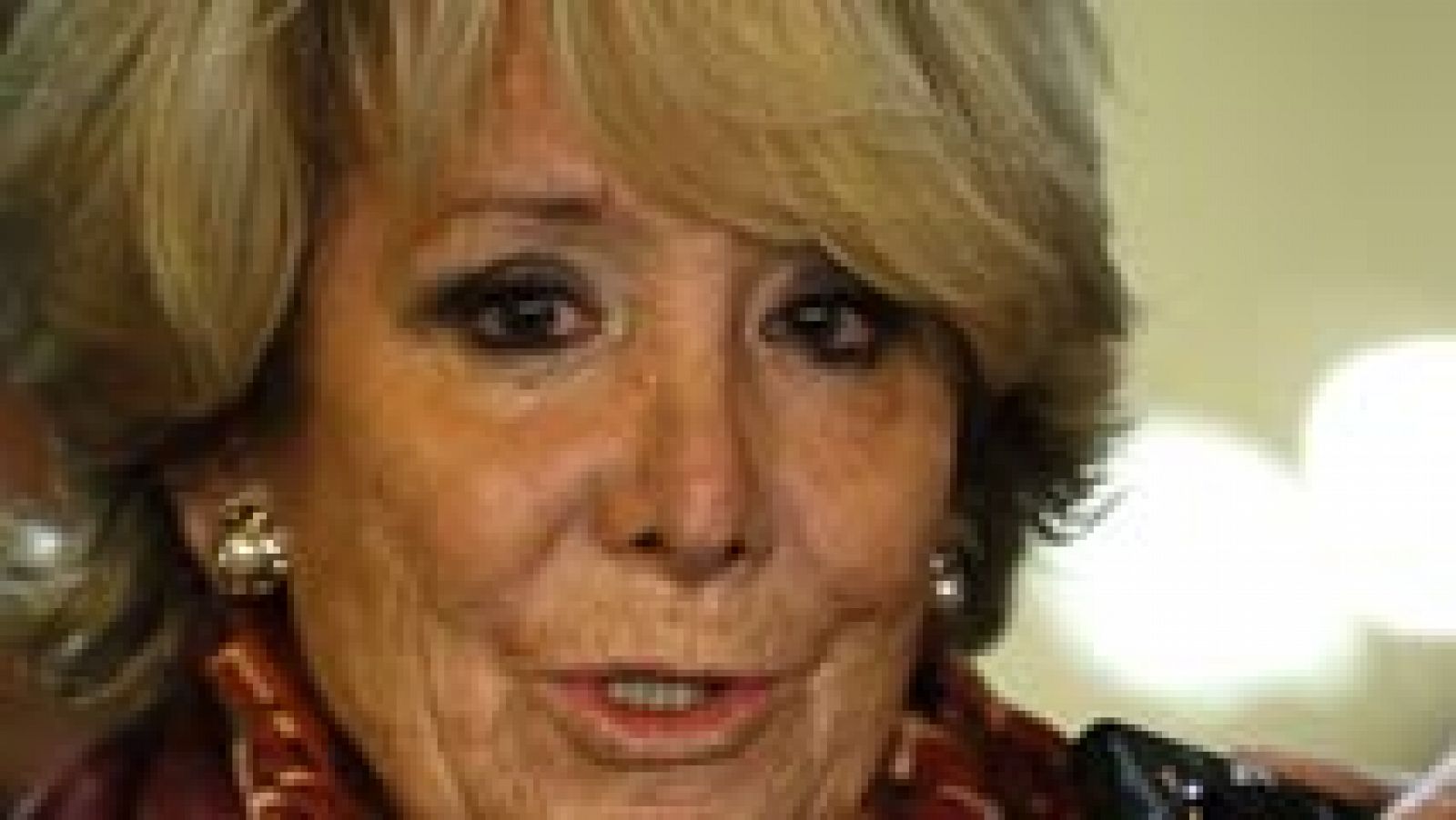 Telediario 1: Aguirre, tras el registro en un despacho del PP de Madrid: "Financiación ilegal, que a mi me conste, nunca" | RTVE Play