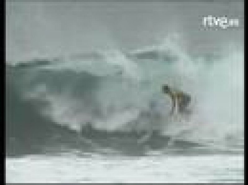 Michael Bourez, campeón en el Reef Hawaian Pro.