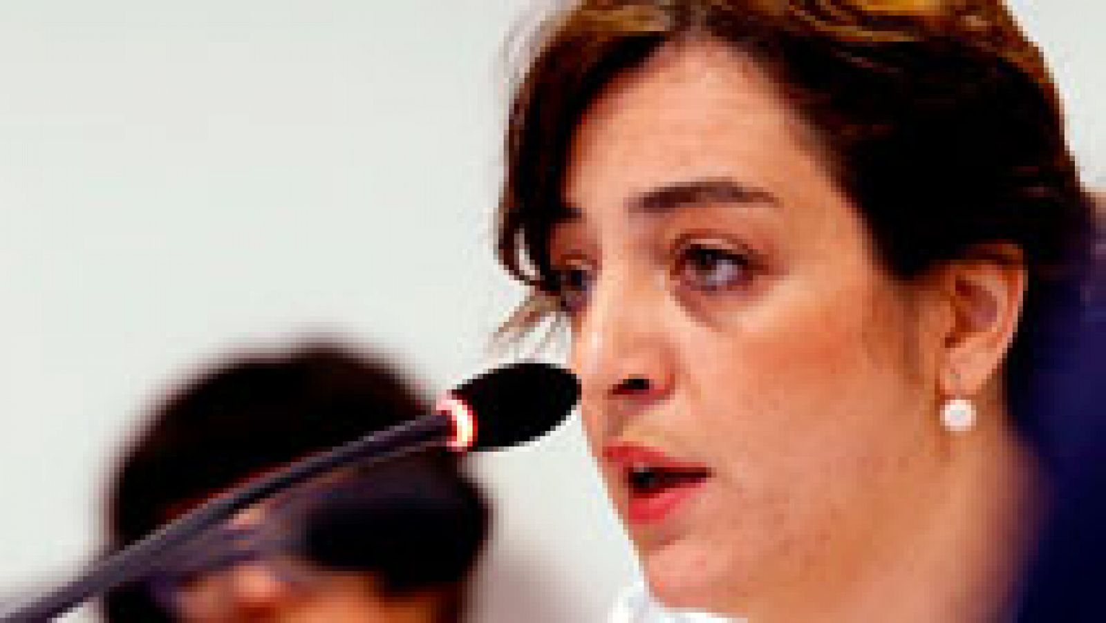 Celia Mayer dice que no dimitirá y anuncia una nueva hoja de ruta para aplicar la Ley de la Memoria Histórica