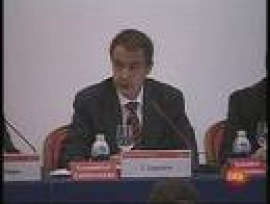  - Zapatero analiza la crisis