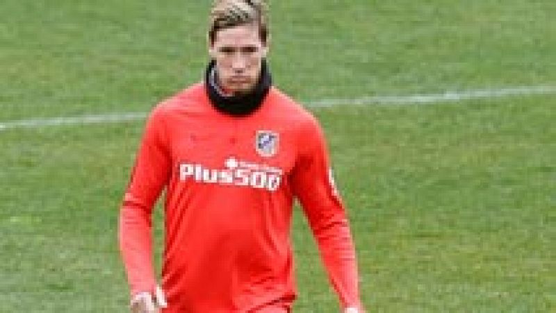 El Atlético de Madrid disputa en Getafe un derbi madrileño con Fernando Torres de protagonista. Tras conseguir su gol numero 100 con la camiseta rojiblanca, el punta será titular en el Alfonso Pérez.