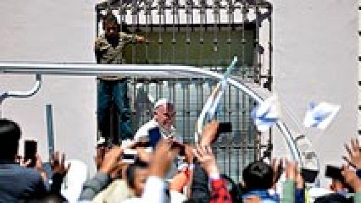 Telediario 1 - El papa Francisco reivindica los derechos de los indígenas mexicanos durante su visita a Chiapas