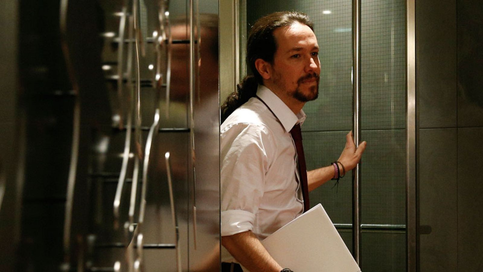 Podemos sólo negociará con el PSOE si Sánchez se reúne antes con Iglesias