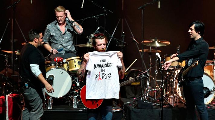 Eagles of Death Metal vuelve a tocar en París tras la tragedia de Bataclan