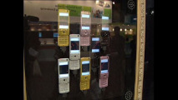 Arxiu TVE Catalunya - Congrés de telefonia mòbil "3GSM"