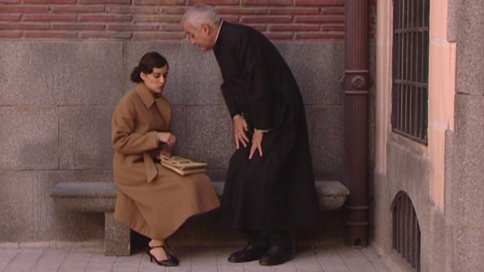 Amar en tiempos revueltos - T1 - Episodio 35 - Ver ahora