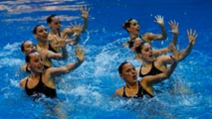  - El equipo de sincronizada presenta el ejercicio "flamenco" para lograr el pase a Río 2016
