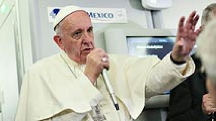 Telediario 1 - El papa Francisco acepta como "mal menor" usar anticonceptivos para evitar que se extienda el zika