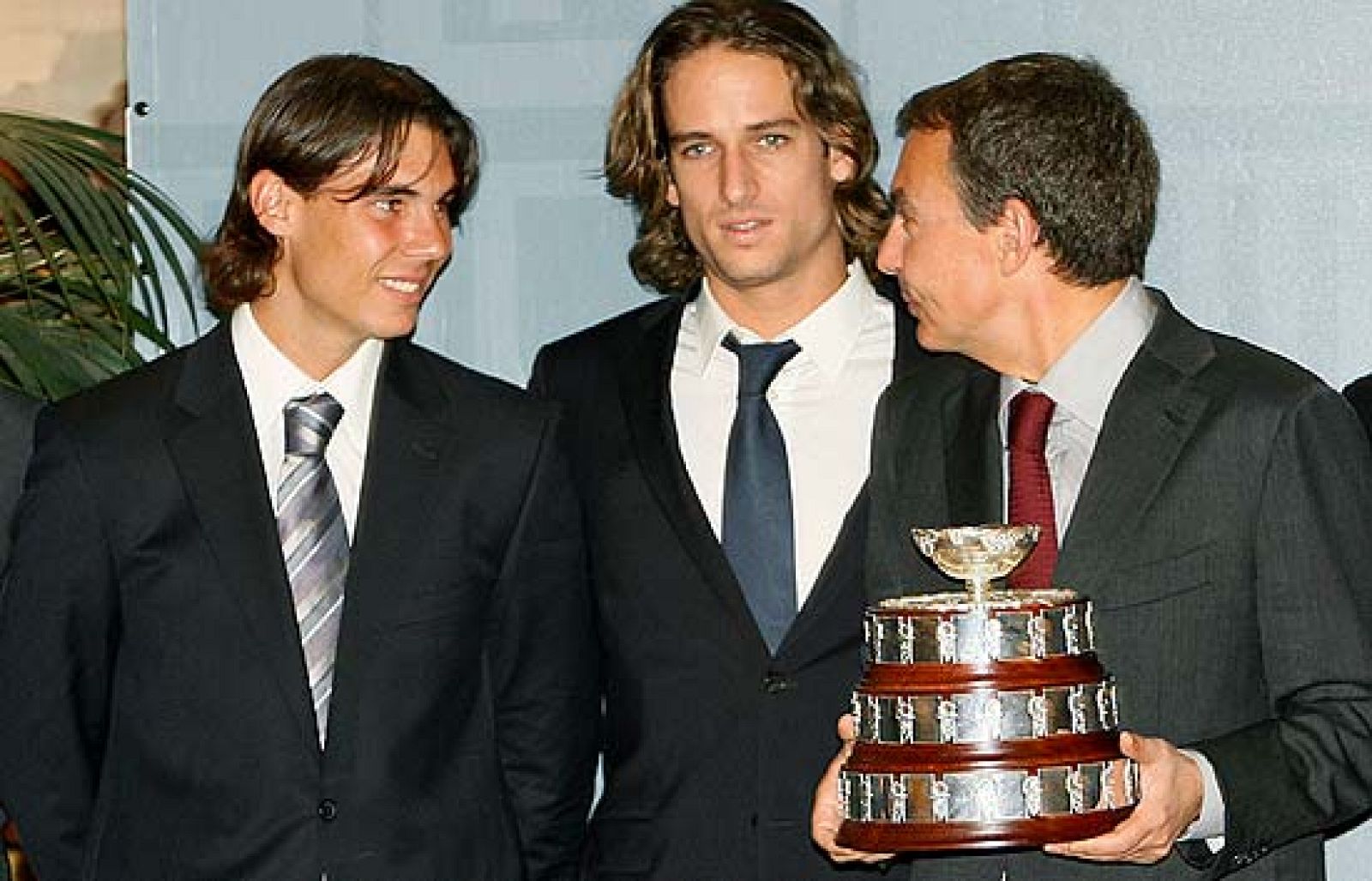 Zapatero promete un Ministerio de Deportes diferenciado | Ver