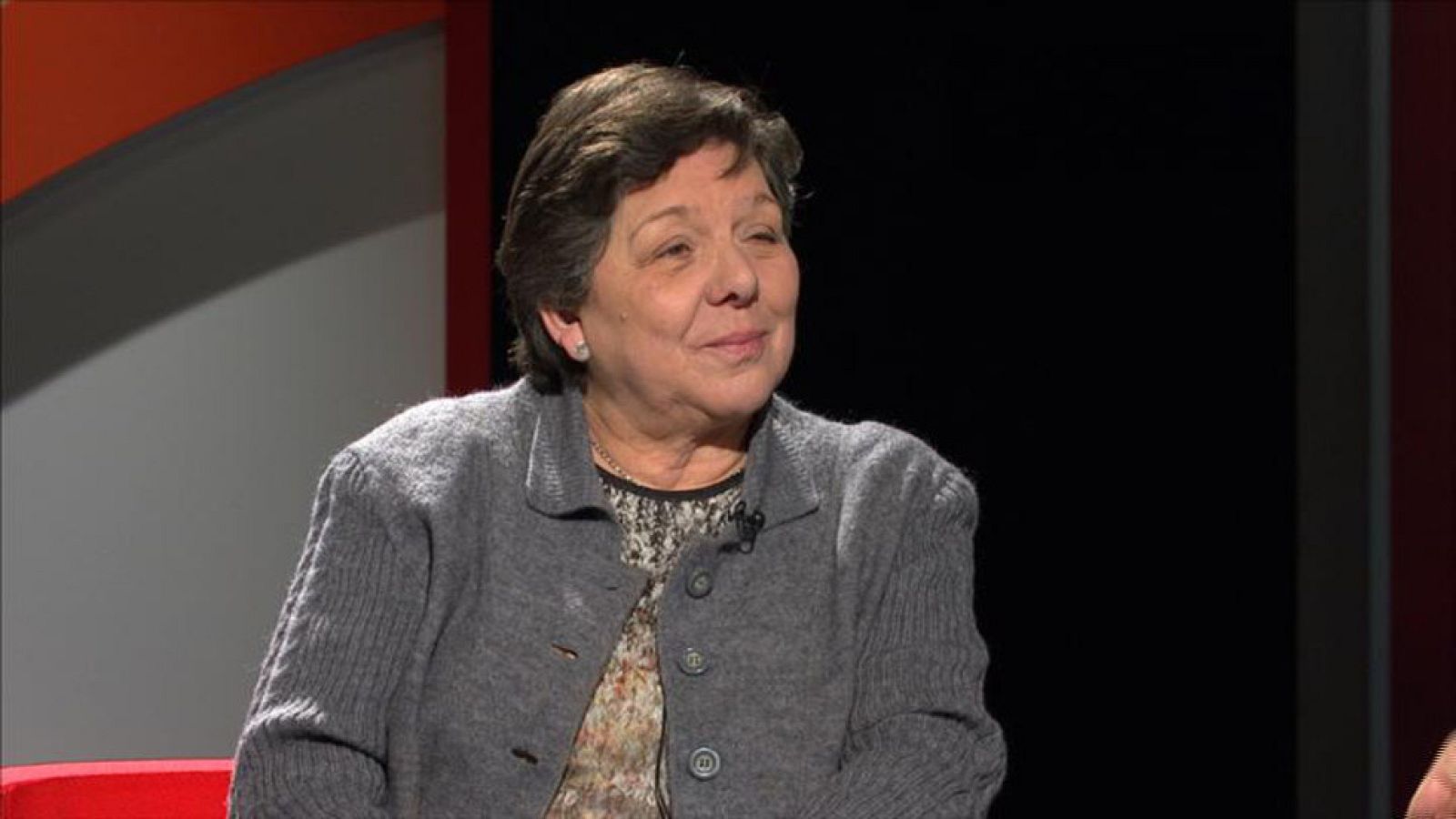 Aquí Parlem -  Lluís Falgàs parla Gabriela Serra, diputada de la CUP