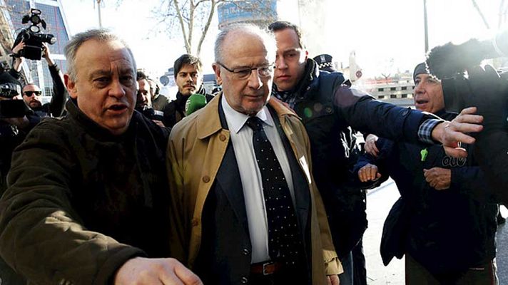 Telediario 1 - Rato llega al juzgado entre insultos para declarar por el origen de su patrimonio