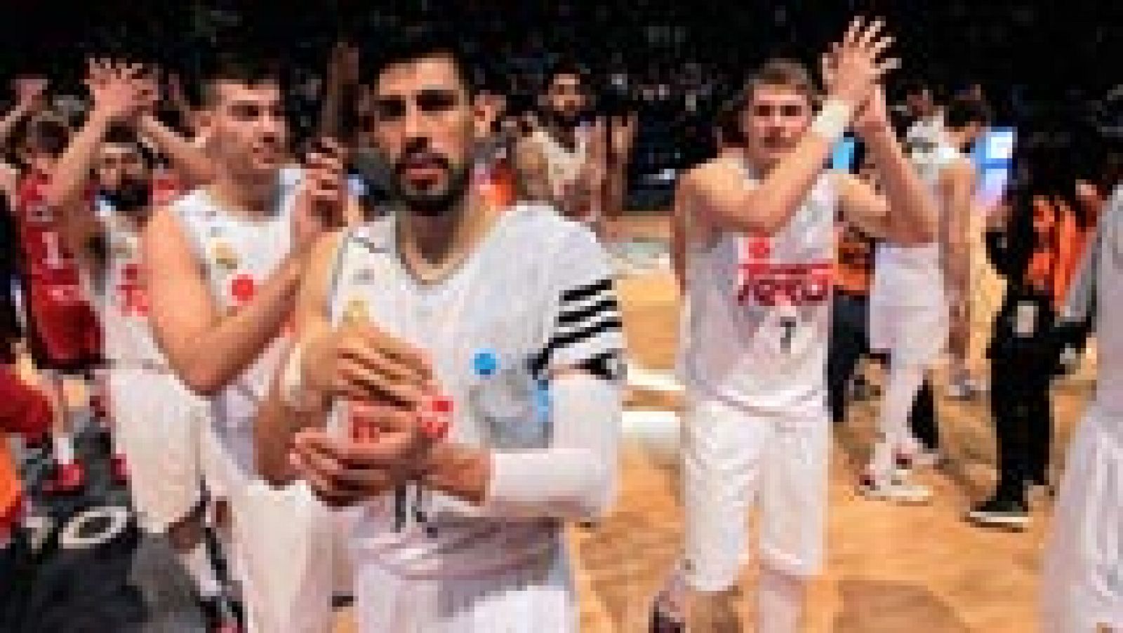 En el Real Madrid de baloncesto hay más de uno y más de dos jugadores con barba y este viernes las hemos visto relucientes en El Coliseum de Coruña. Parece claro que después de lo del jueves, Pablo Laso puso a sus chicos con la barba en remojo porque no han dado opción a sus vecinos de Fuenlabrada y se han clasificado para semifinales de la Copa del Rey con un contundente 101-84. 