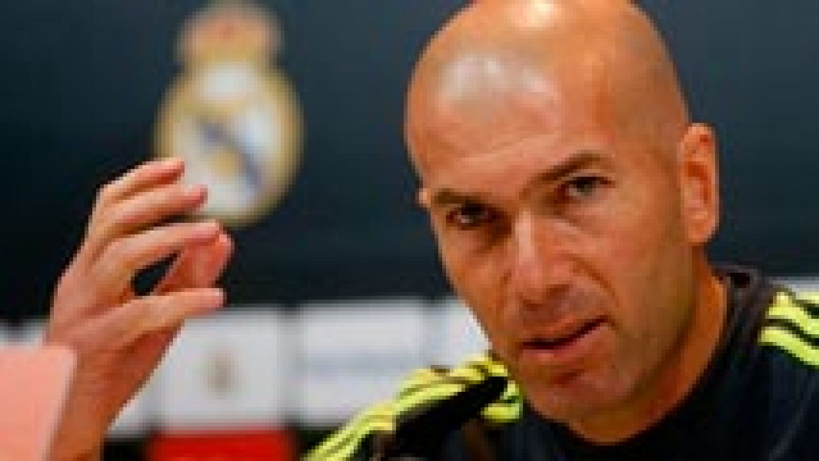 Telediario 1: Zidane: "¿Benítez? Bastante lío tengo como para hablar de estas cosas" | RTVE Play