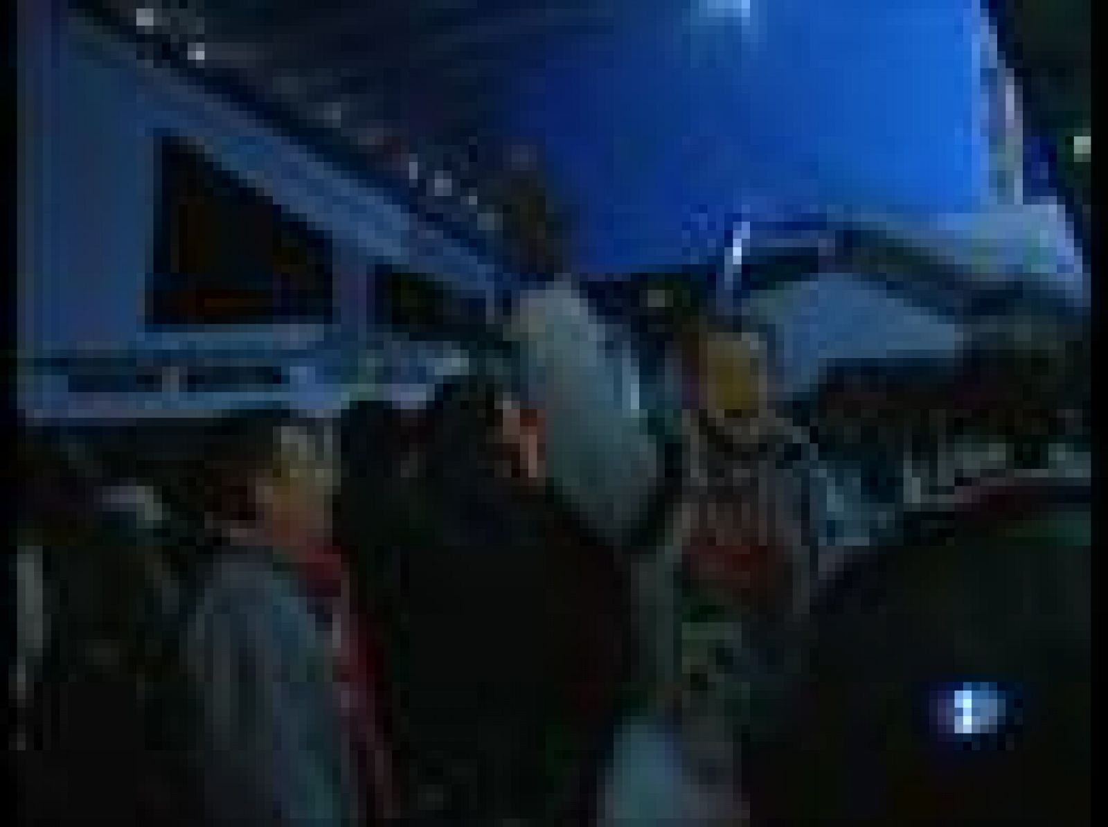 A pesar de la sanción de la UEFA, el Atlético no está sólo. Los aficionados rojiblancos están apoyando a su equipo fuera del Vicente Calderón.