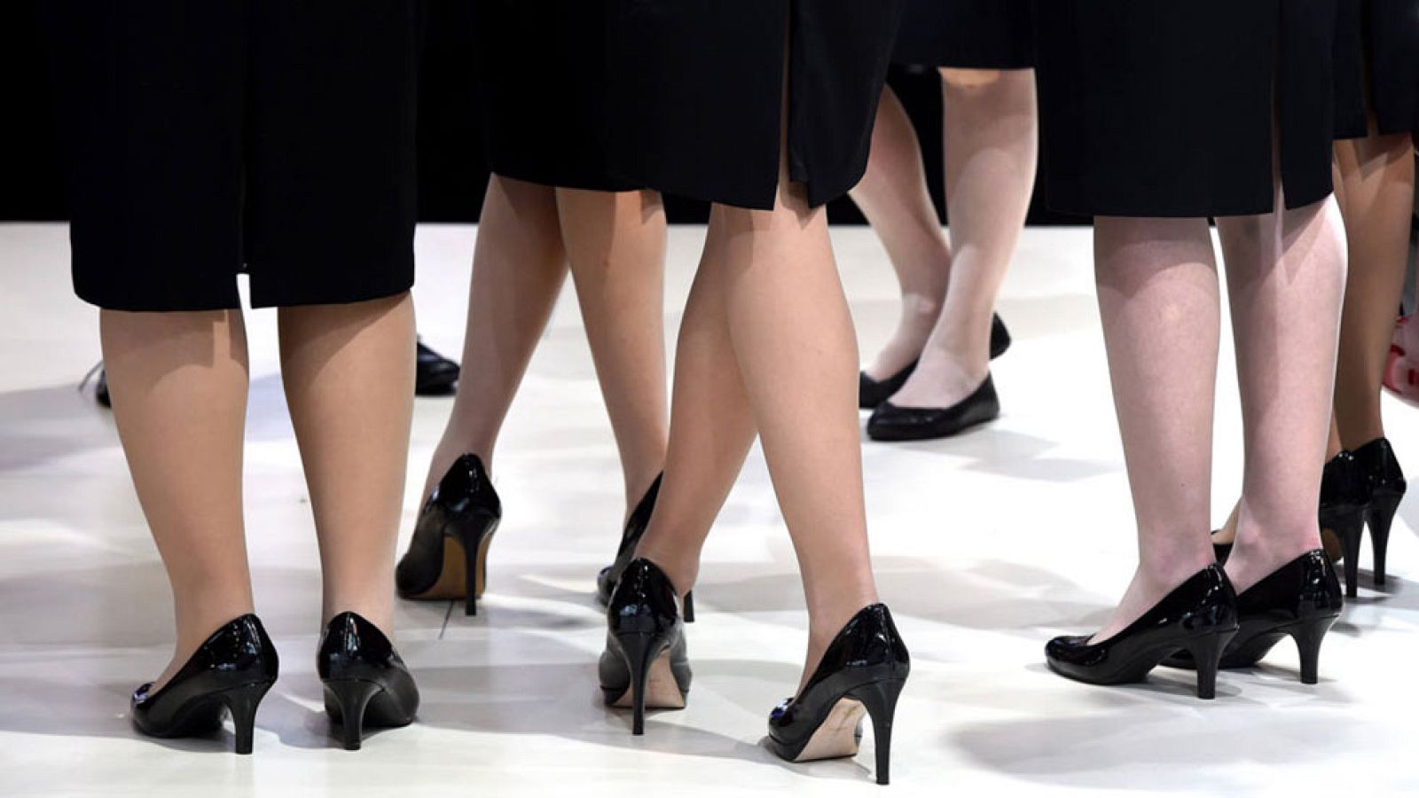 Las mujeres cobran en España un 24% menos que los hombres