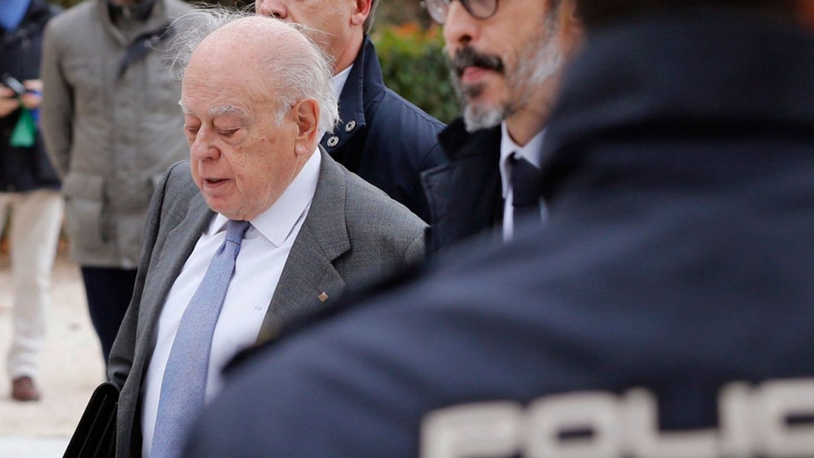 Pujol declaró ante el juez que no regularizó su fortuna en el extranjero por el "riesgo" que suponía para su carrera política