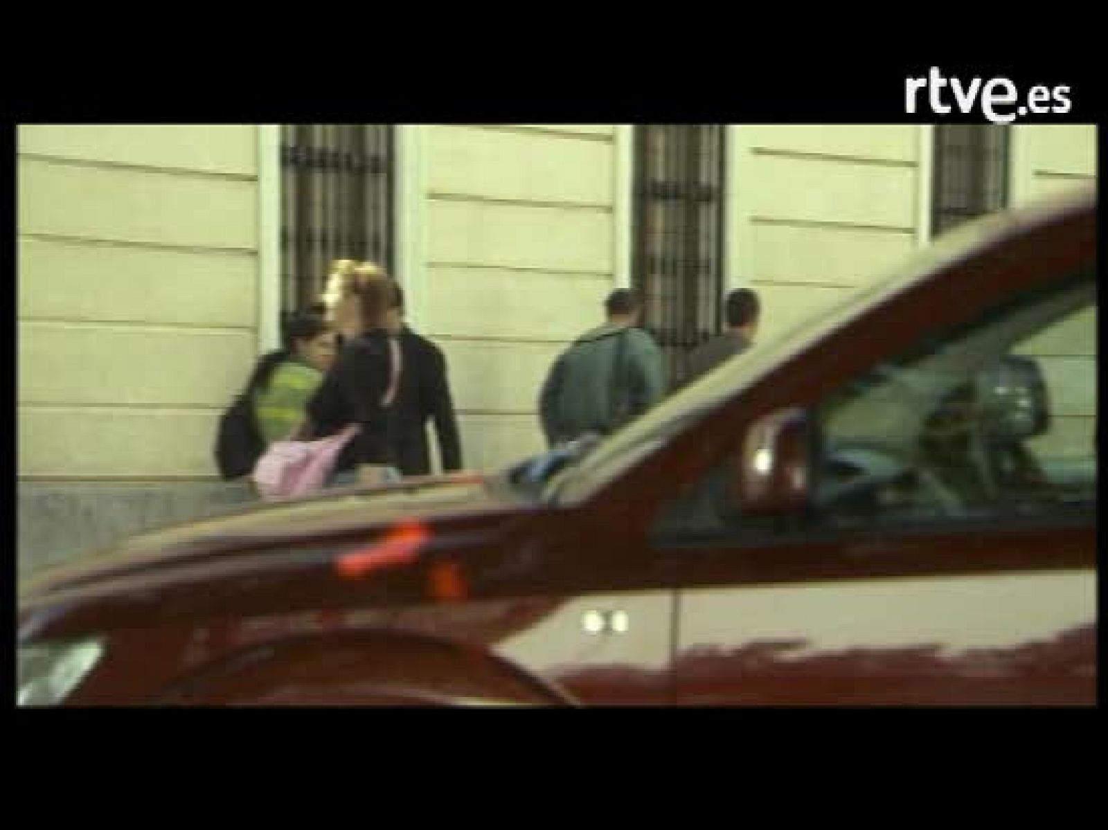 Escenas eliminadas Guante Blanco: Cap. 3. Mario llama a Jorge