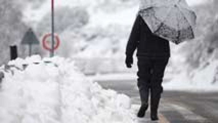El tiempo - 50 provincias estarán en alerta por nieve, fuertes vientos y oleaje