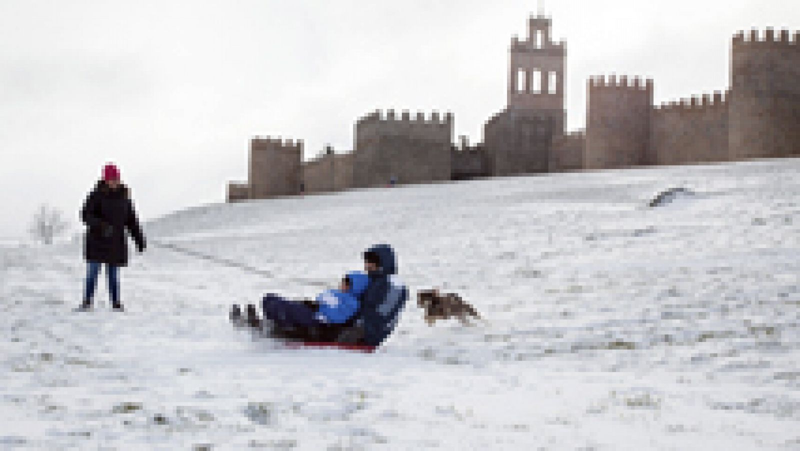 Telediario 1: La nieve y el frío mantienen en alerta a 25 provincias | RTVE Play