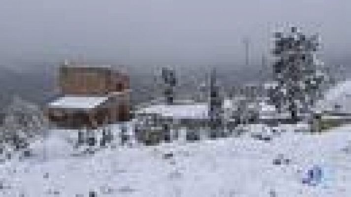 L'Informatiu - Primera nevada important de l'hivern fora del Pirineu