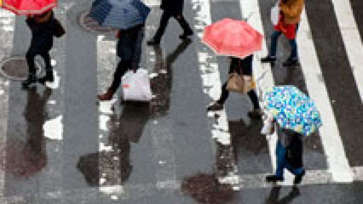 El tiempo - Precipitaciones persistentes en el área Cantábrica y rachas de viento muy fuerte en el interior