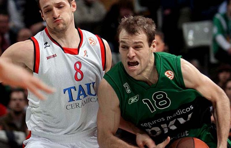   Victorias del DKV Joventut, Regal Barcelona y Unicaja en la Euroliga.