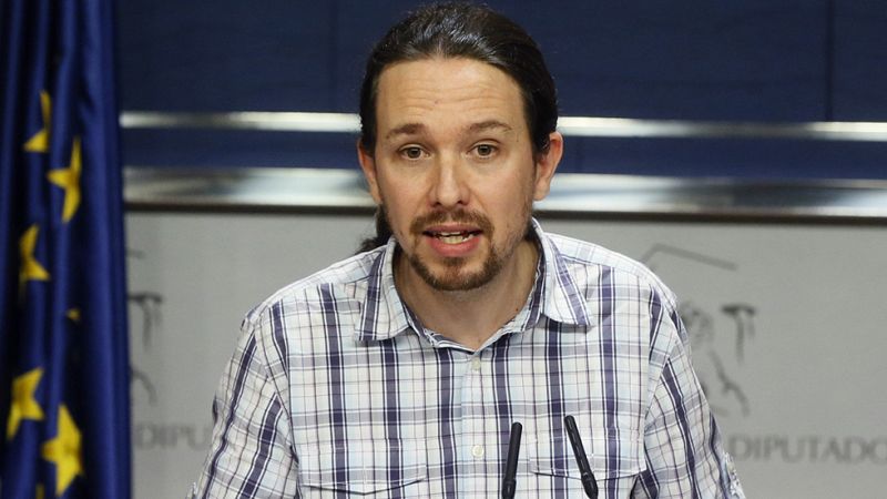 El secretario general de Podemos, Pablo Iglesias, ha considerado que la oferta de última hora de Sánchez previa a la investidura no es "seria". Lo ha dejado escrito en un tuit, en el que valora que la propuesta validada este lunes por el Comité Feder