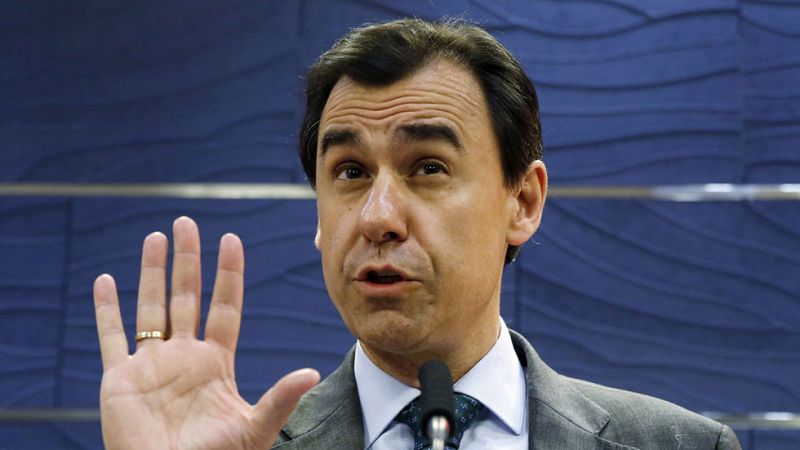 Maíllo espera que el "fracaso" de la investidura de Sánchez haga al PSOE "recapacitar y reaccionar"
