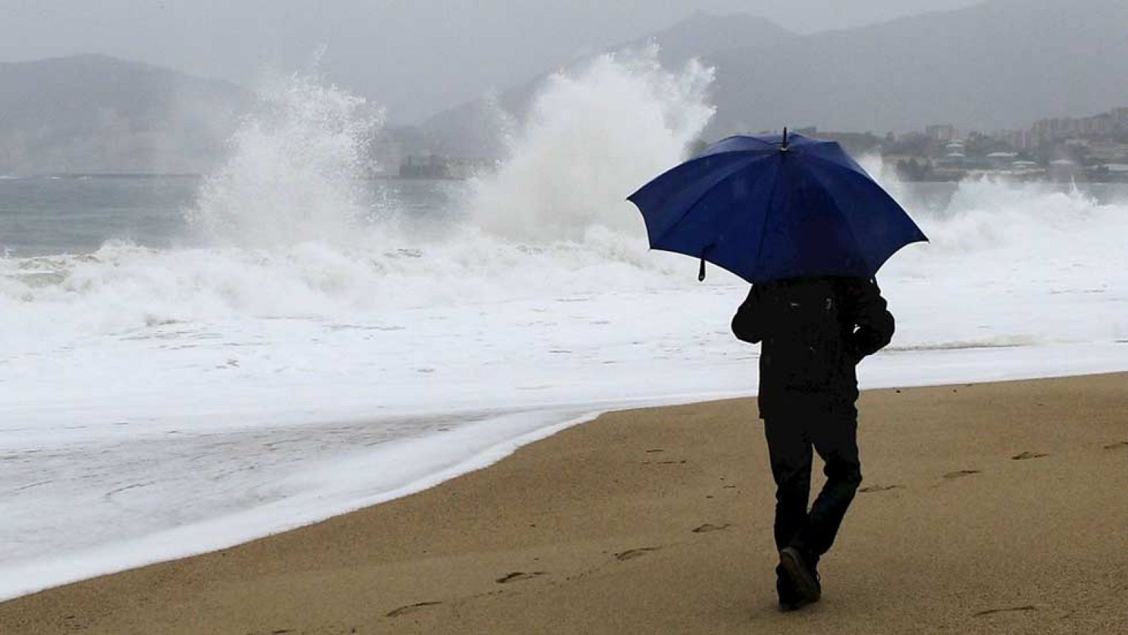 15 provincias en alerta por nieve, olas y rachas de viento