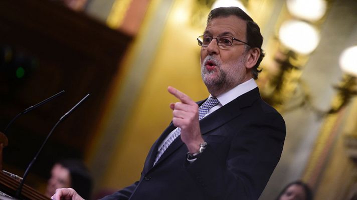 Especiales informativos - Sánchez y Rajoy se acusan mutuamente de ser el "tapón" para la regeneración