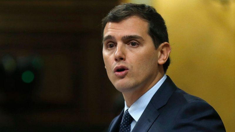 Rivera pide el apoyo del PP para que Sánchez sea presidente 