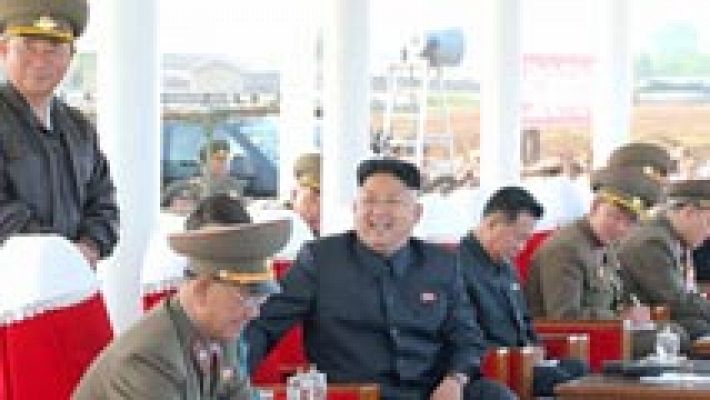 Telediario 1 - Corea del Norte lanza misiles al mar