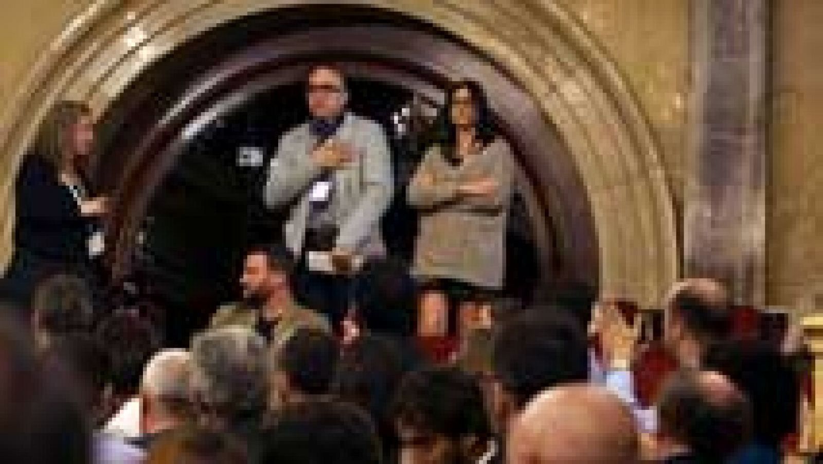 Telediario 1: El Parlament insta al Govern catalán a revisar el  protocolo por abusos y maltratos en escuelas   | RTVE Play