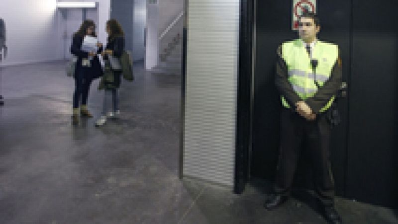 En el juicio del caso del Madrid Arena, en el que murieron cinco jóvenes en noviembre de 2012, han declarado las personas que llevaban chalecos amarillos durante la celebración de la macrofiesta. Uno de ellos ha confirmado que se comunicaban por ping