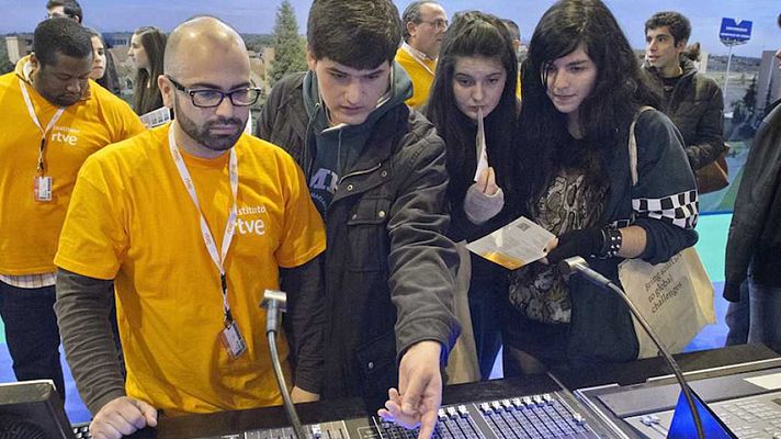 Telediario 1 - Feria Aula 2016