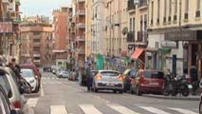 Telediario 1 - Fuerte pelea entre policías municipales y nacionales y un grupo de dominicanos