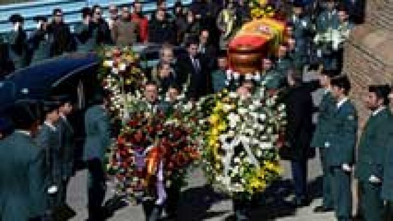 Cruz de la Orden del Mérito de la Guardia Civil a José Antonio Pérez, el agente que fue arrollado por un coche