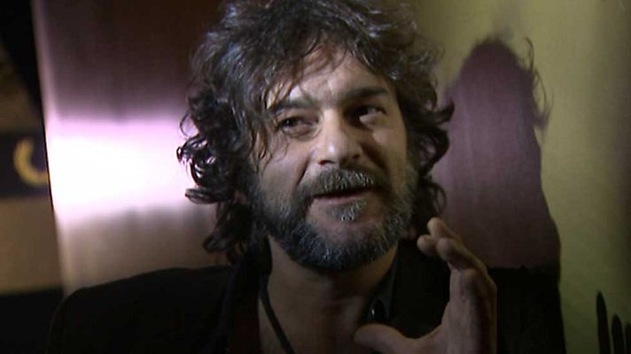 Telediario 1 - Quique González publica su décimo trabajo, un disco llamado "Me mata si me necesitas"