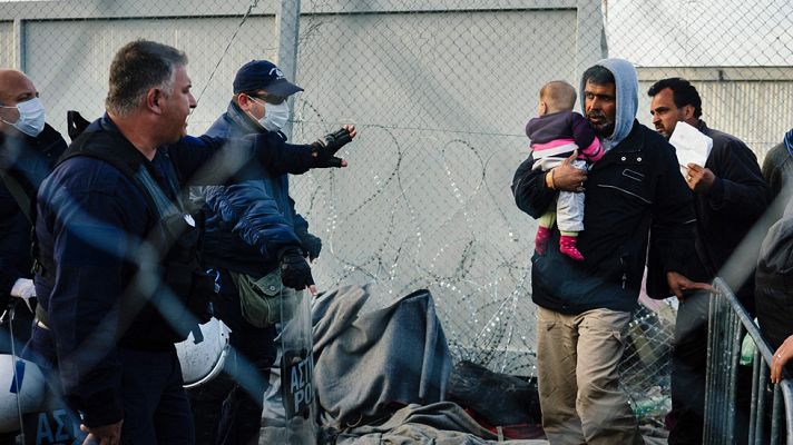 Informativo 24h - Bruselas y Turquía ponen a punto el proceso de readmisión de migrantes en un paso hacia el control de la crisis