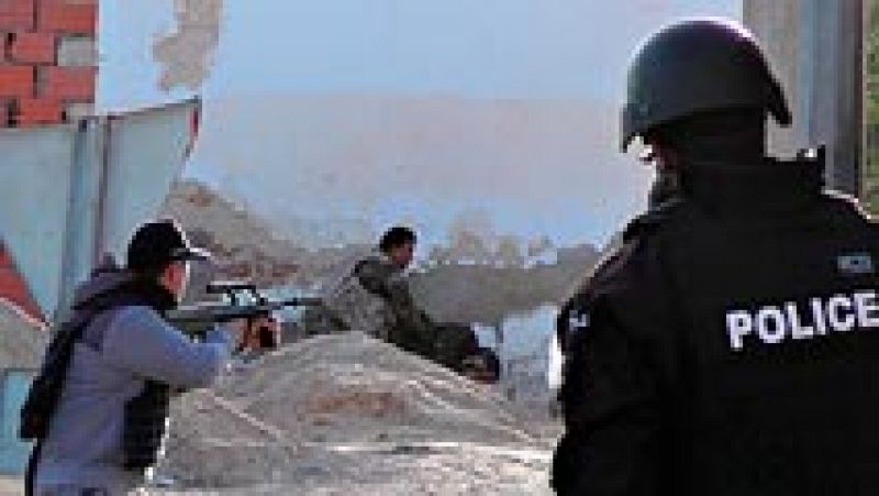 Un ataque yihadista en la frontera de Túnez deja medio centenar de muertos