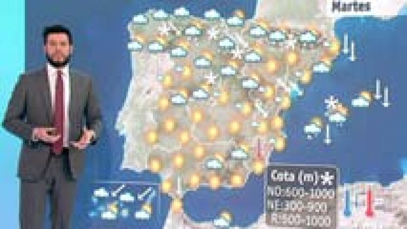 Heladas en la Meseta y avisos por nieve en las montañas del norte y el centro