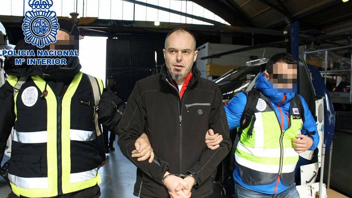 La tarde en 24h - Trasladado a España desde Francia Mikel Carrera Sarobe, autor de último asesinato de ETA