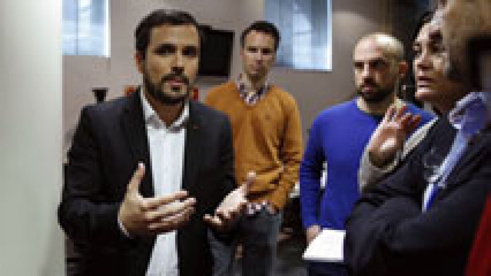 Informativo 24h: Garzón pide al PSOE que pacte con las fuerzas de izquierda y trabaje la abstención de Ciudadanos | RTVE Play