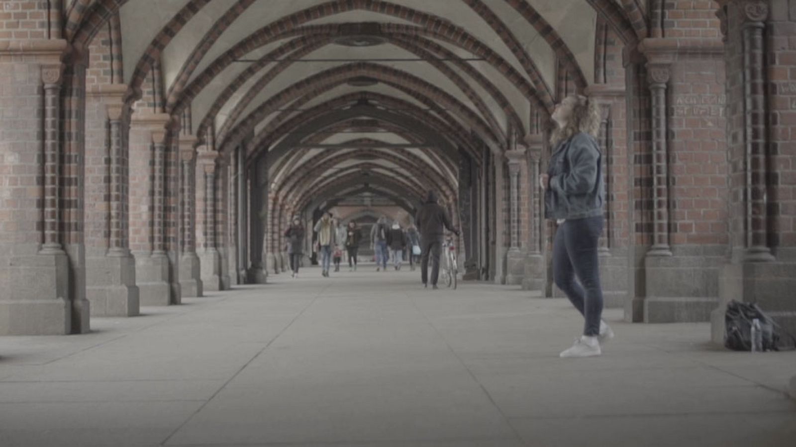 Eurovisión 2016 - Teaser 3 de "Say yay!" de Barei