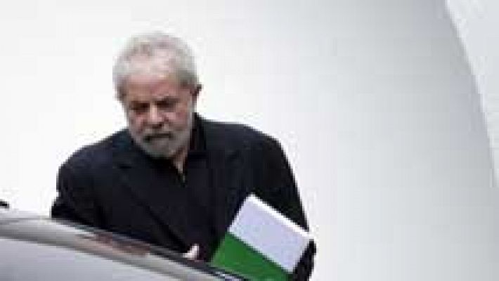 Telediario 1 - La Fiscalía brasileña presenta cargos contra Lula da Silva por varios delitos