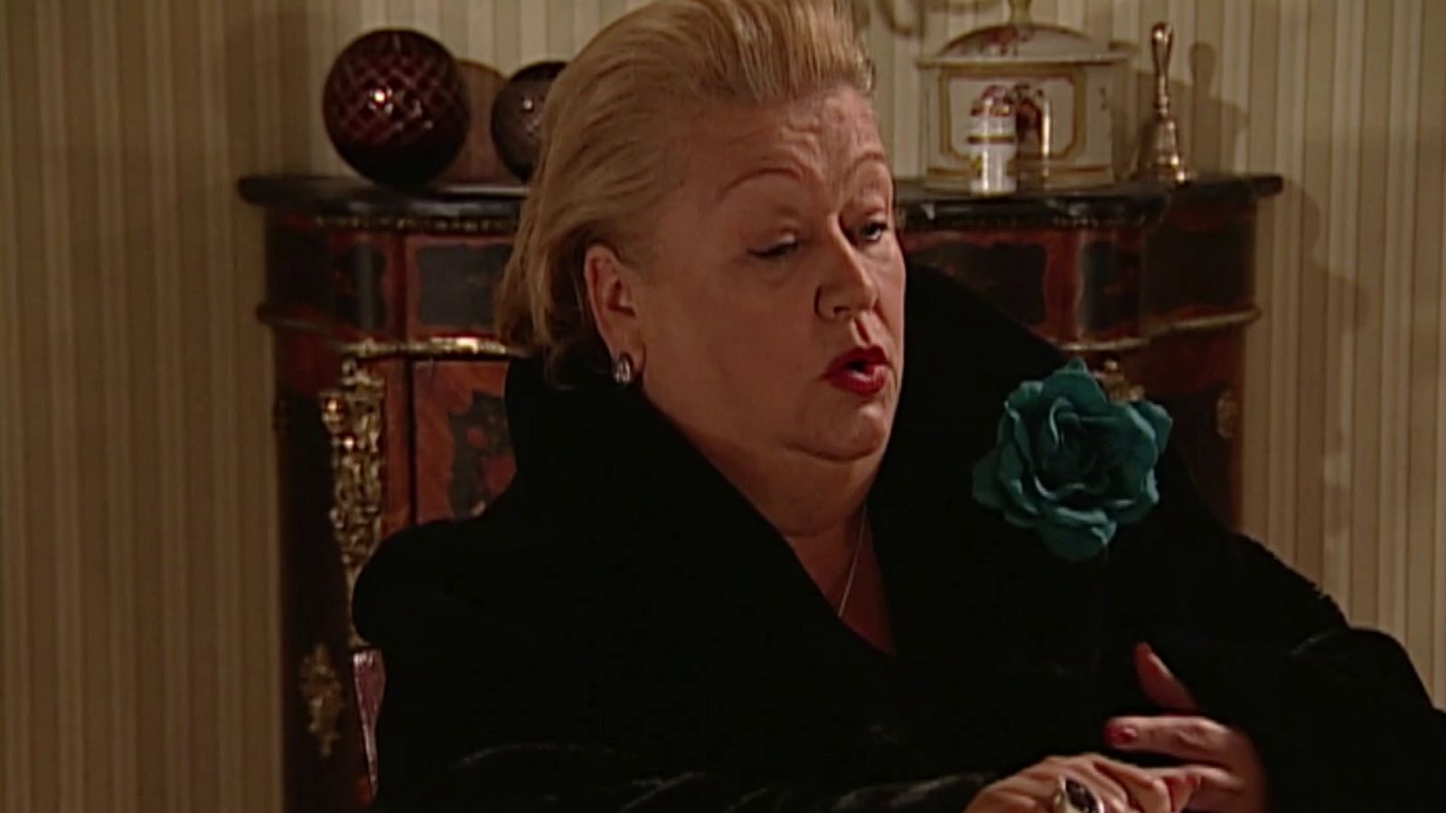 Amar en tiempos revueltos - T1 - Episodio 121 - Ver ahora