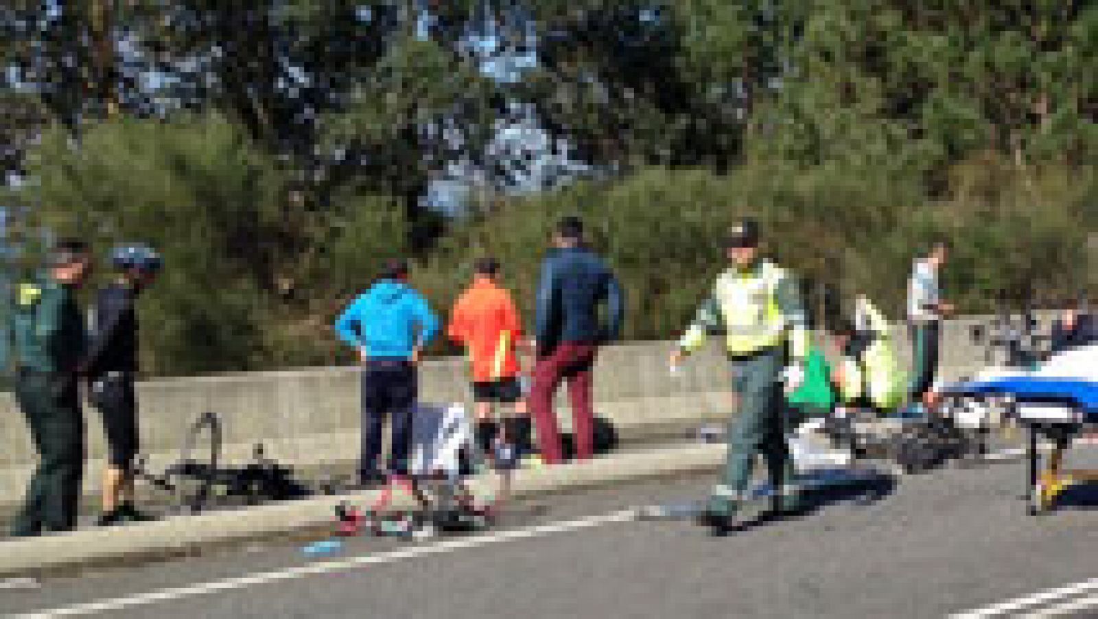 Un conductor de 87 años atropella a un grupo de ciclistas en Pontevedra