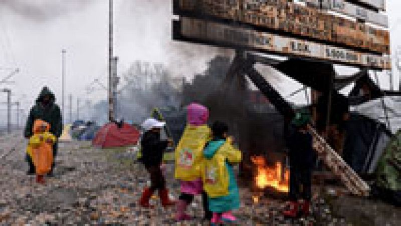 Las penurias de las personas sitiadas en Idomeni