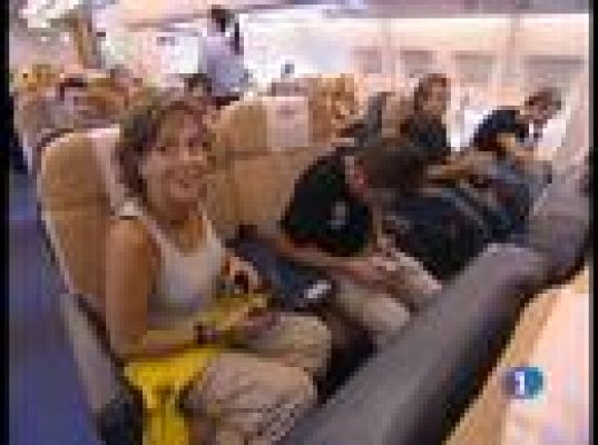  - Regresan 62 españoles de Tailandia